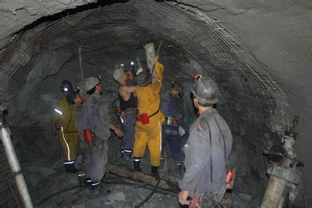 西城工程爆破中的危险因素分析以及应对工程爆破危险的措施